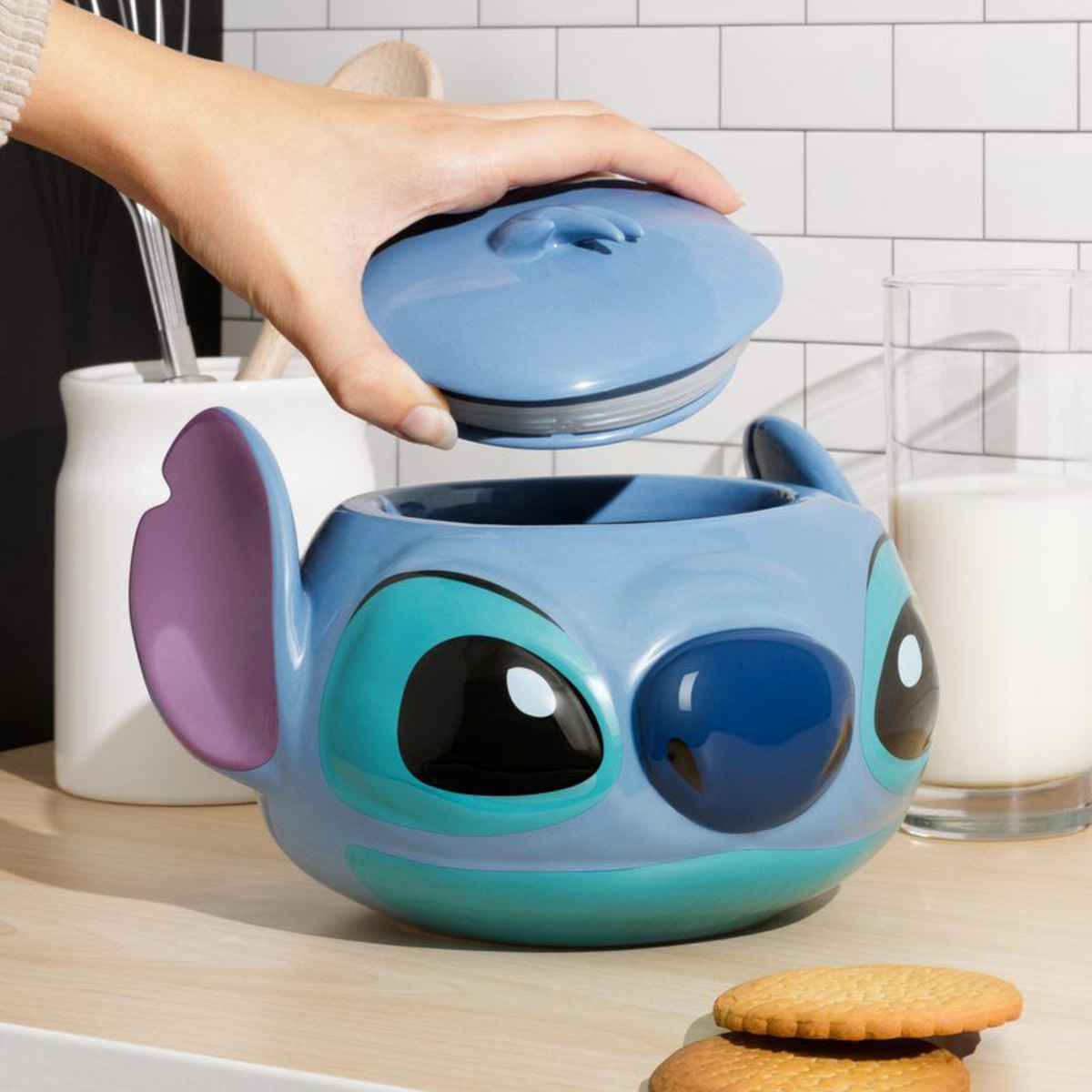 スティッチ 陶器 置き物 Disney limited edition Stitch Shaped Cookie Jar – Steve's Hallmark