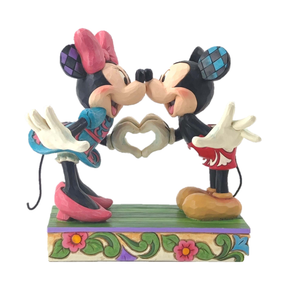 Jim Shore Disney Traditions Mickey & Minnie A Sign of Love Figurine