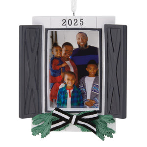 Hallmark Window Display 2025 Photo Frame Hallmark Ornament