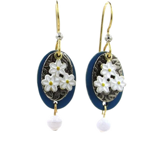 Silver Forest White Flowers with Oval and Drop Pierced Earrings