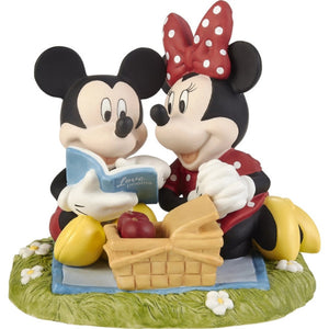 Precious Moments Disney Mickey Mouse And Minnie Mouse On Picnic Blanket Figurine